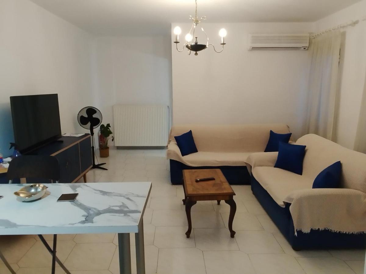 Appartamento Η Ελπίδα Και Η Γιάννα Ξεκίνησαν Ένα Χώρο Cute Volos Esterno foto